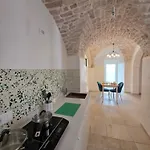 L'atollo Nyaraló
